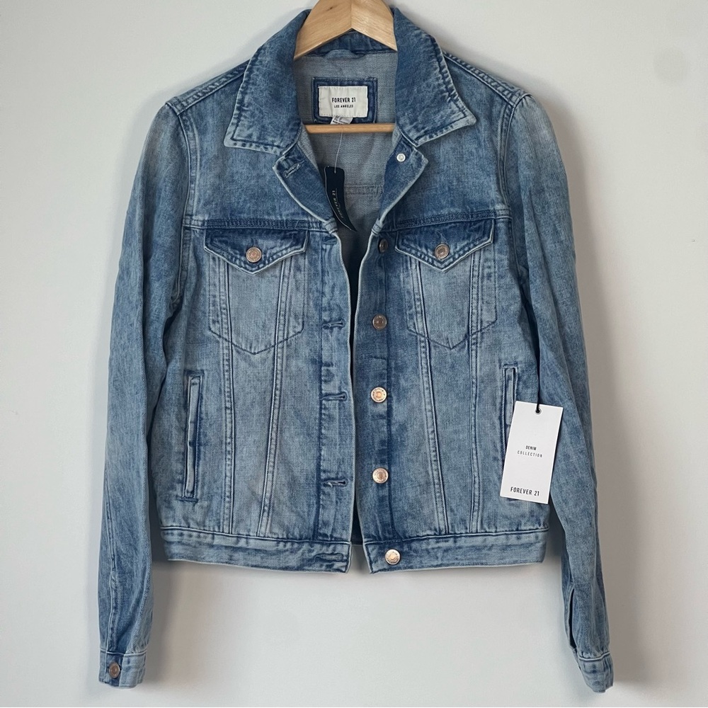 NWT Jean Jacket with side pockets